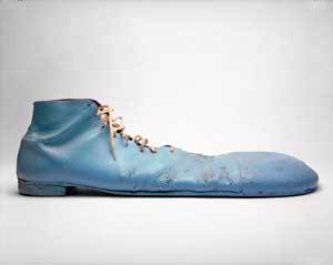 Коллекция обуви знаменитостей прошлого века в объективе Крейга Катлера (рис. 1)