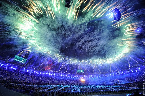 Set On Fire: церемония открытия Олимпиады-2012 в Лондоне (рис. 1)