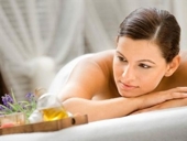 Massage-with-essential-oils-of-grapefruit1