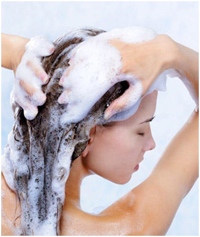 Natural-shampoo-at-home