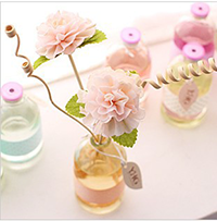 flowers-and-essential-oils-in-perfumes
